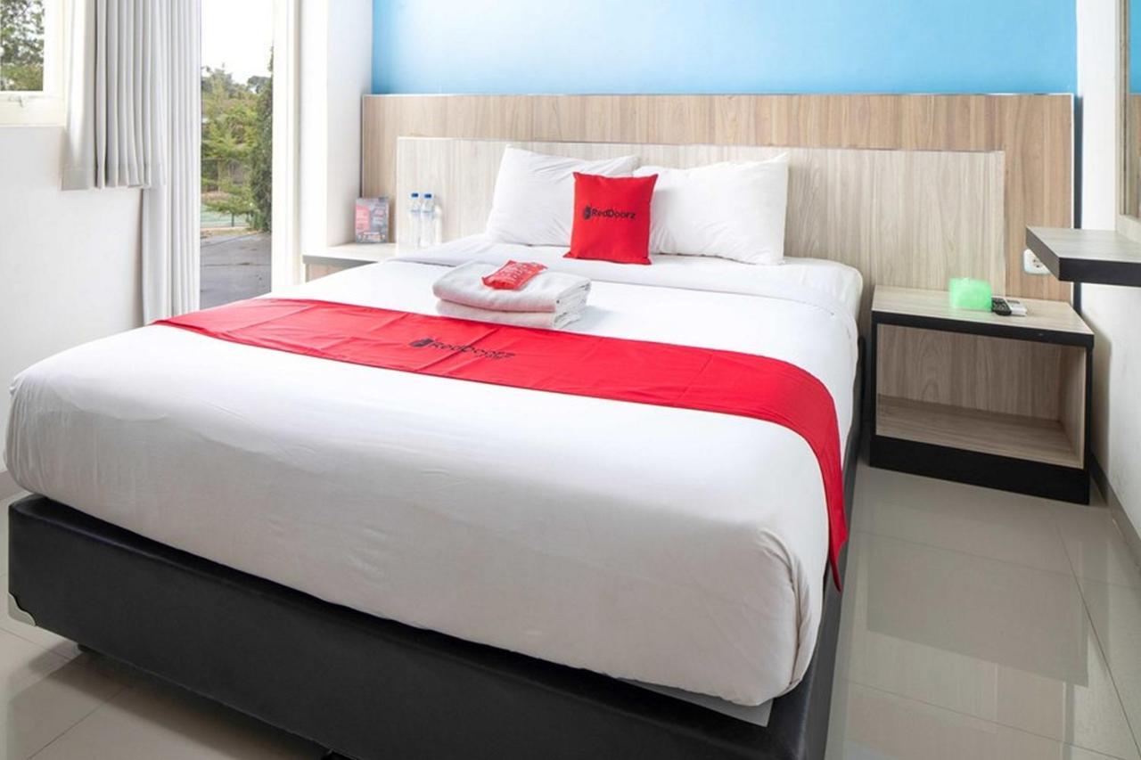 Reddoorz Plus At Panorama Villas Batu Batu  Εξωτερικό φωτογραφία